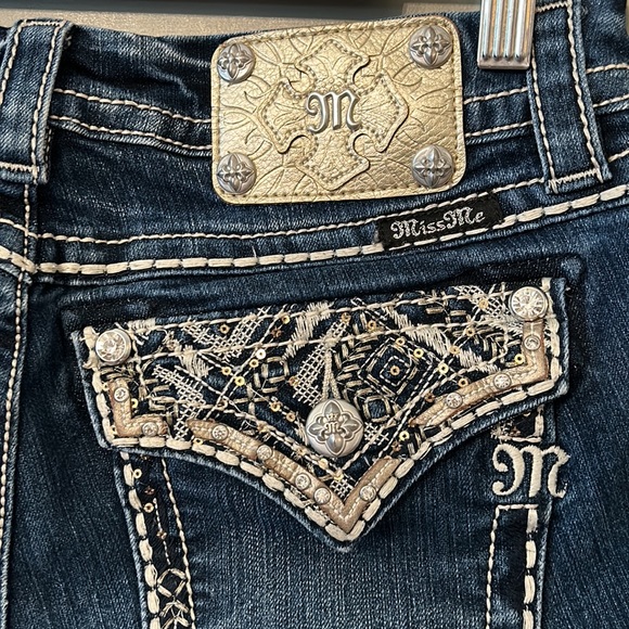 Miss Me Signature Rise Skinny Jeans Embroidered Back Flap Pocket Size 27 - Picture 7 of 11